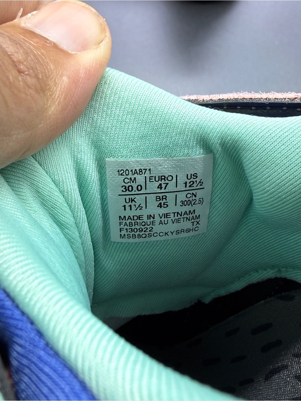 Asics Gel Lyte V "Re: Material" Sneakers Men's 12 Mismatched in Pink Aqua Wash - Picture 6 of 8
